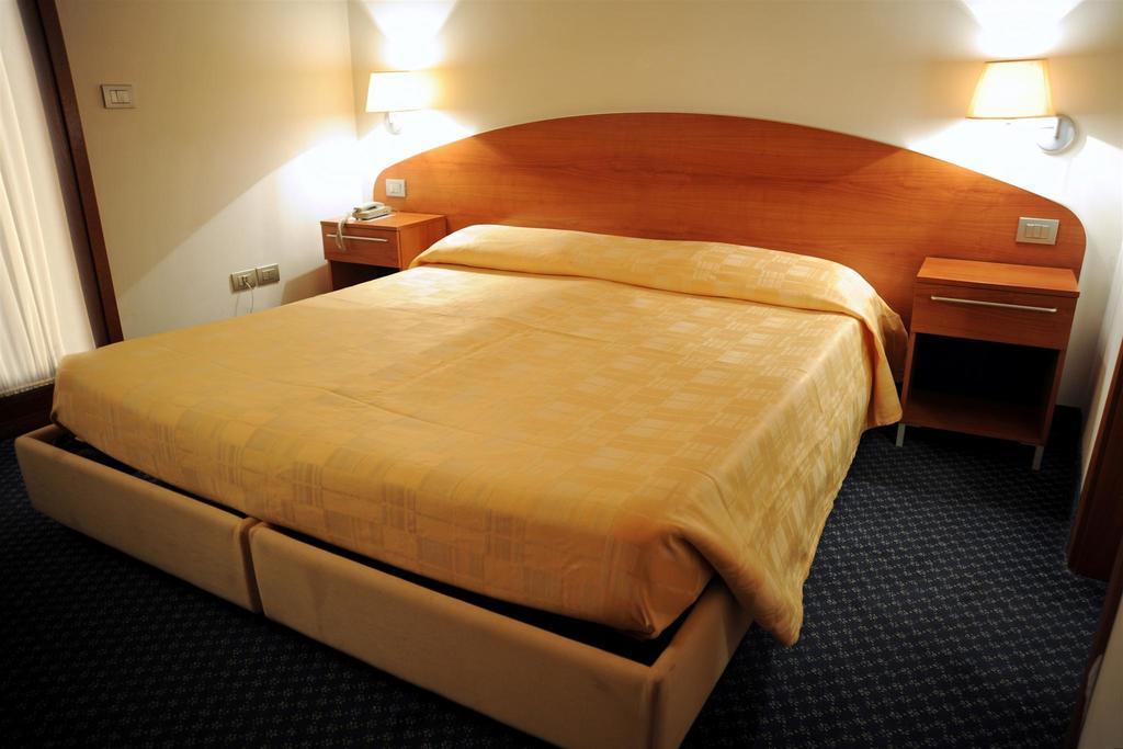 Hotel Vittoria 산 지오지오 디노가로 객실 사진